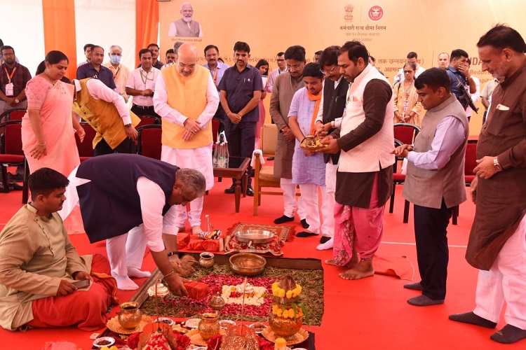 Foundation Stone Laying of 350 Bedded ESIC Hospital, Sanand, Gujrat. Upgradable to 500 Beds on 26.09.2022