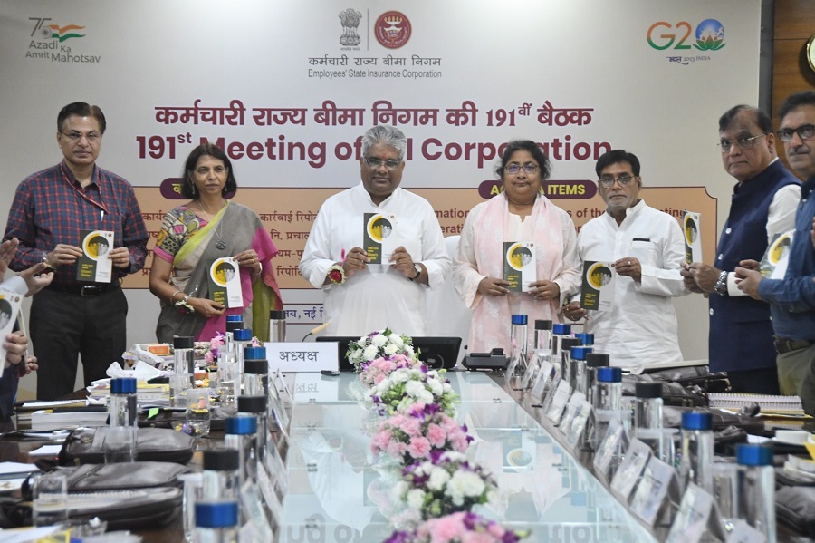 Shri Bhupender Yadav launches Chemotherapy Services in 30 ESIC Hospitals across the country